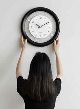 ozoom准免打孔时客ZKU厅钟表2025新款简现代约时钟尚创意餐厅屋挂