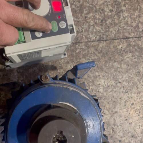 FR-S540-3.7K-CH 变频器 工业工控调速设备 功能包好议价维修