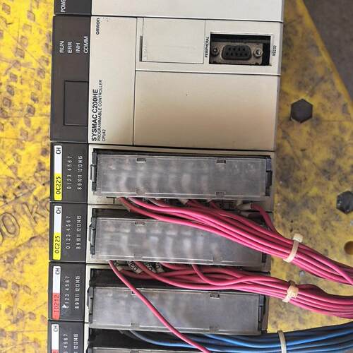 C200HE-CPU42 PA204S ID212 OC225 PLC可编程控制模块议价维修