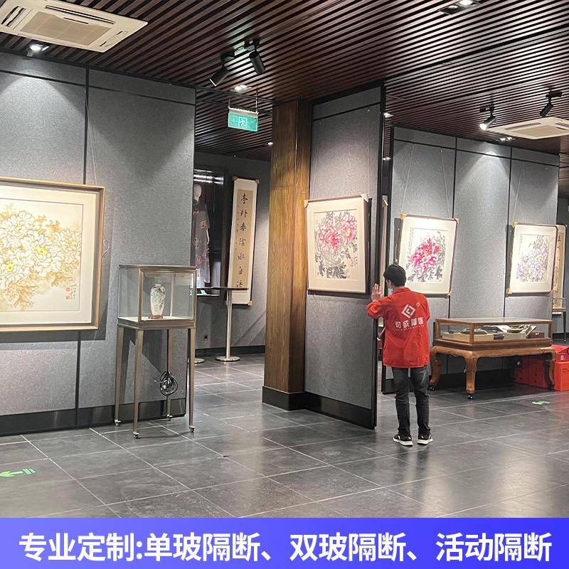 美术馆动画移动活展金板属边框折叠屏风隔断吊挂式挂板新品12防火