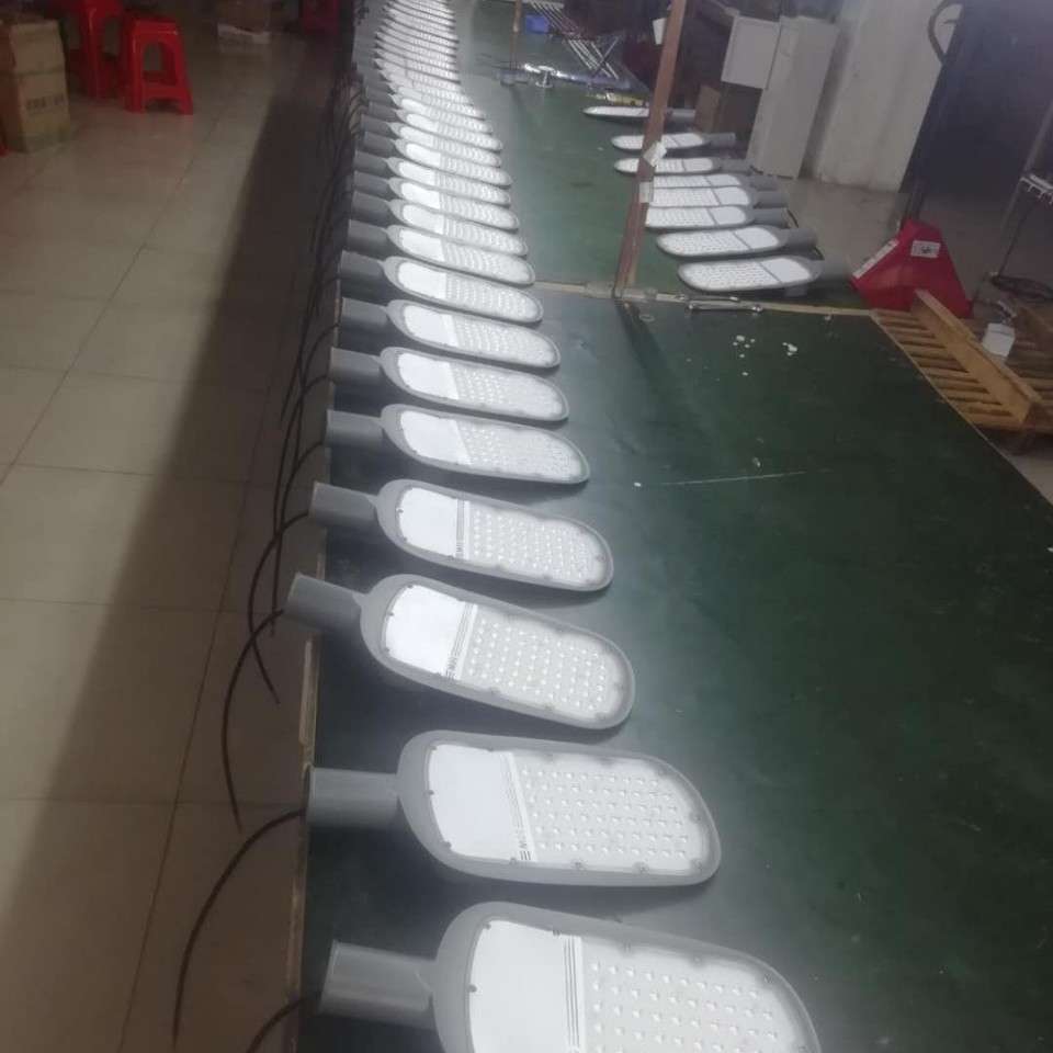 新款路灯头LED小路灯复兴号路灯3030灯珠超高亮度小路灯节能