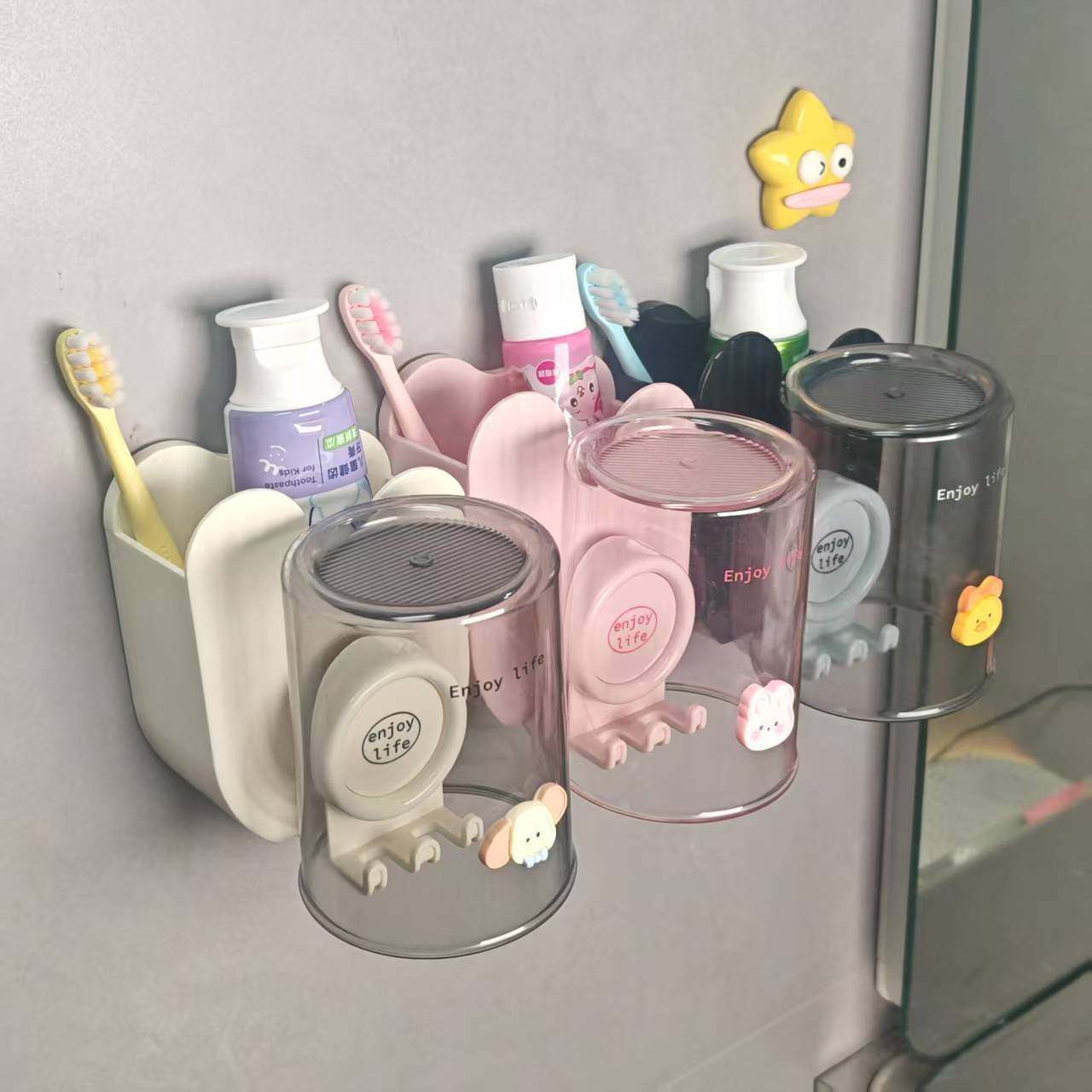 电动牙刷漱口杯置物架免打孔壁挂式卫生间浴室牙膏刷牙杯收纳架