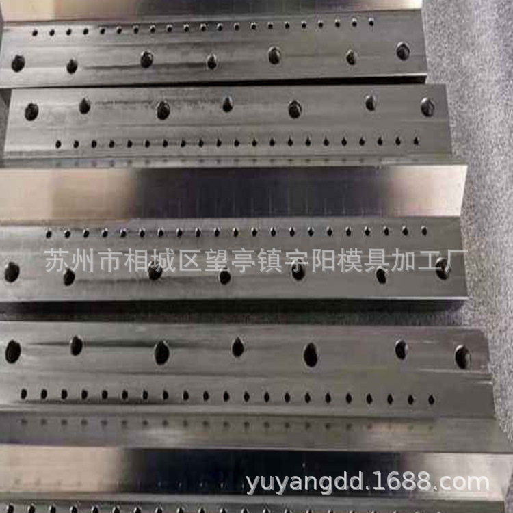 塑胶熔喷布模具镜面抛光
