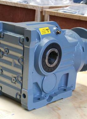 硬齿面减箱K107DV132ABYS4-15.85(5.5KW)减A速-机使用维速护方便