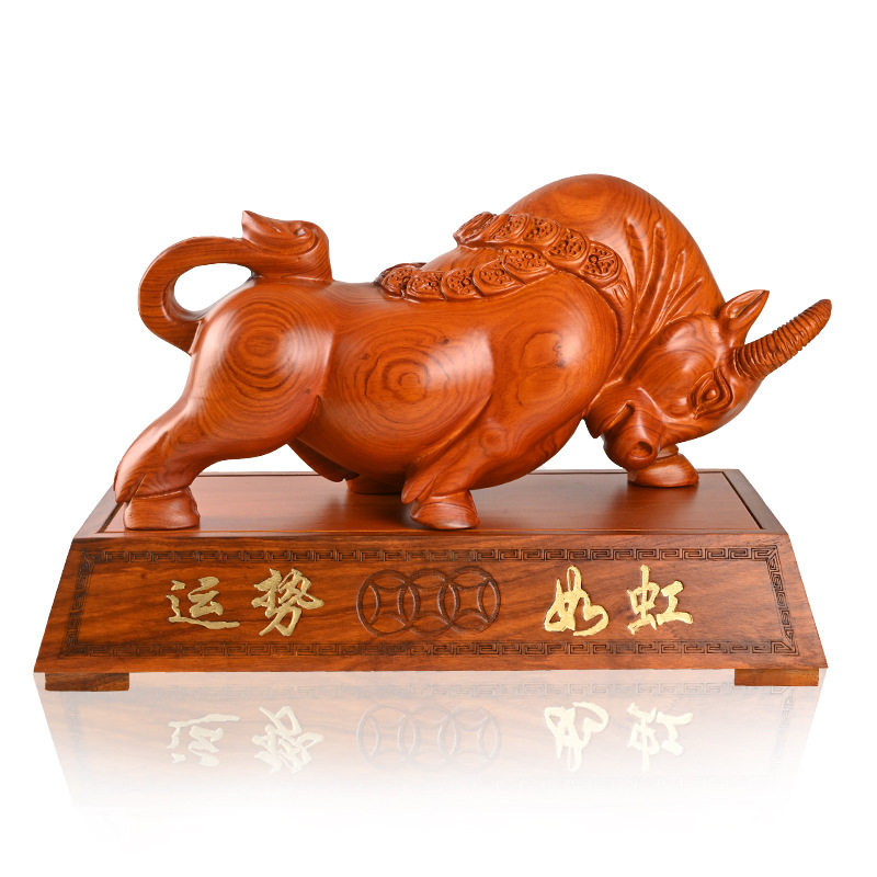 花梨木雕牛生肖摆件家居办公