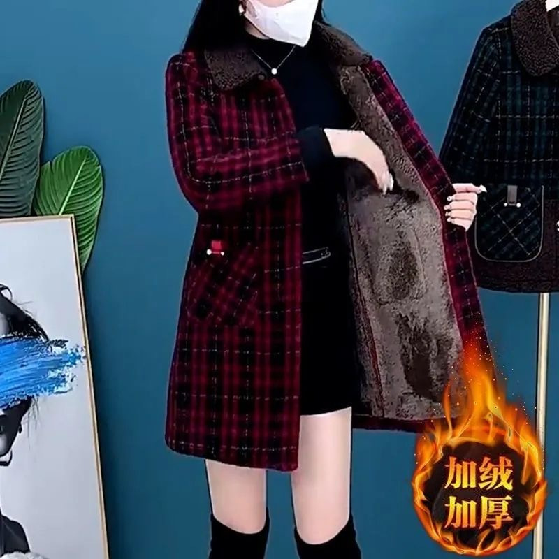 亏本特价清仓处理秋冬中老年女装