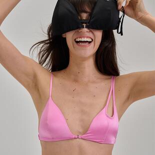 the 粉色真丝不规则镂空三角杯前扣细带内衣性感文胸吊带 fall新款