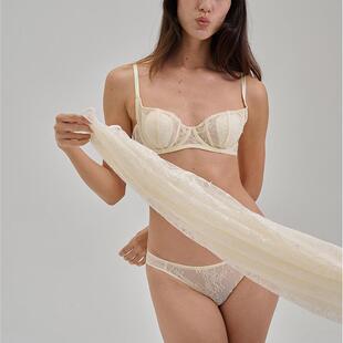 the 蕾丝花边纯欲 fall杏色蕾丝中腰高级网纱半包透气轻薄三角内裤