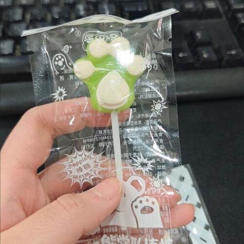 猫爪棒棒糖网红水果味儿童可爱卡通硬糖喜糖零食学生奖励厂家