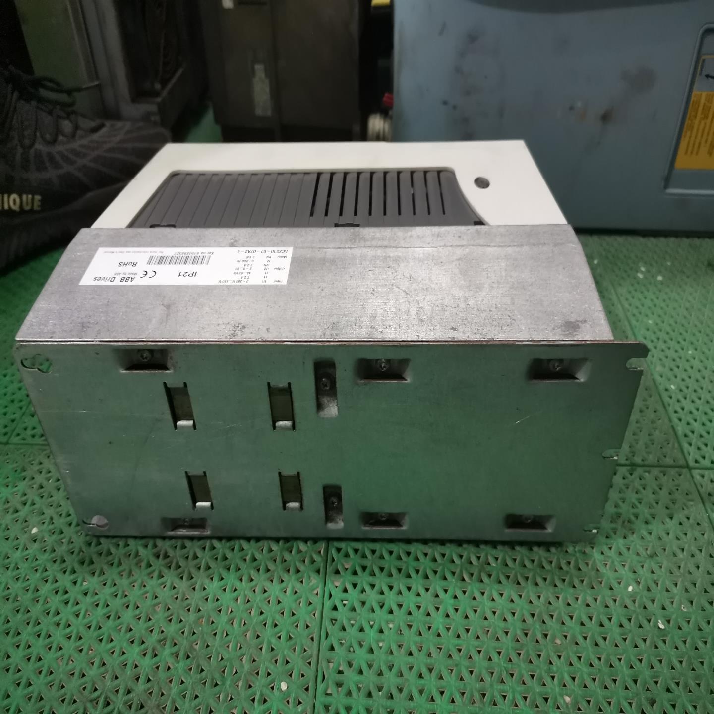 ACS510系列ABB变频器3KW /380V  ACS51（憨憨电子）