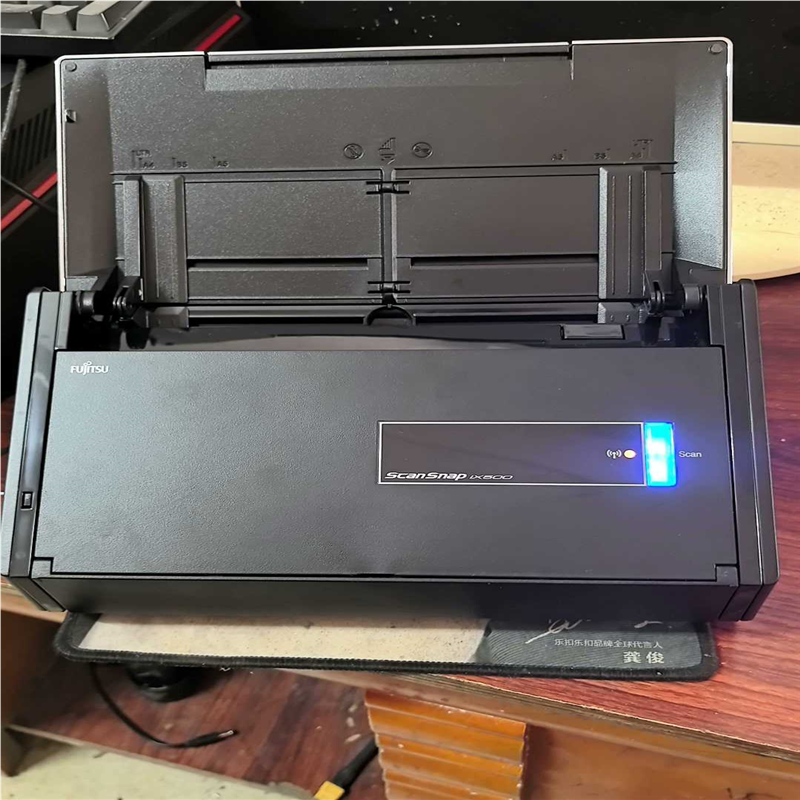 議價ScanSnap ix500高速掃描儀 ，功能包好，成色如圖適用