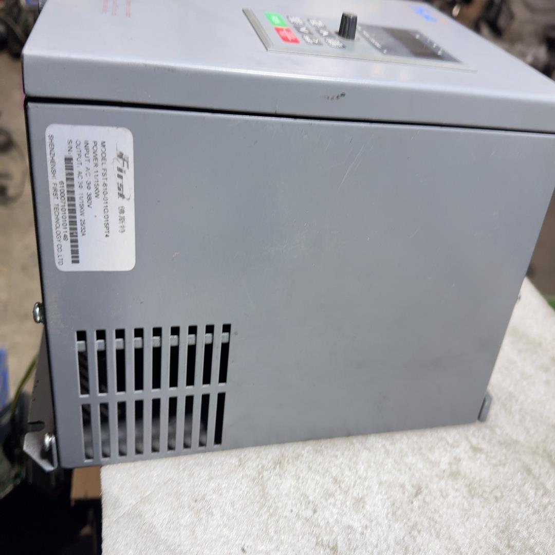议价佛斯特变频器FST-610-011G/015PT4适用
