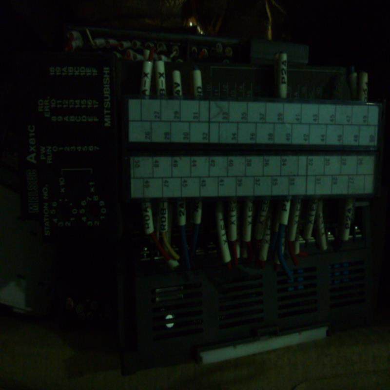 三菱PLC可编程控制器AX81C