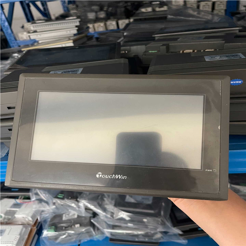 信捷触摸屏TG765-XT-C，九成新，配接线端子安装卡扣，（憨憨电子