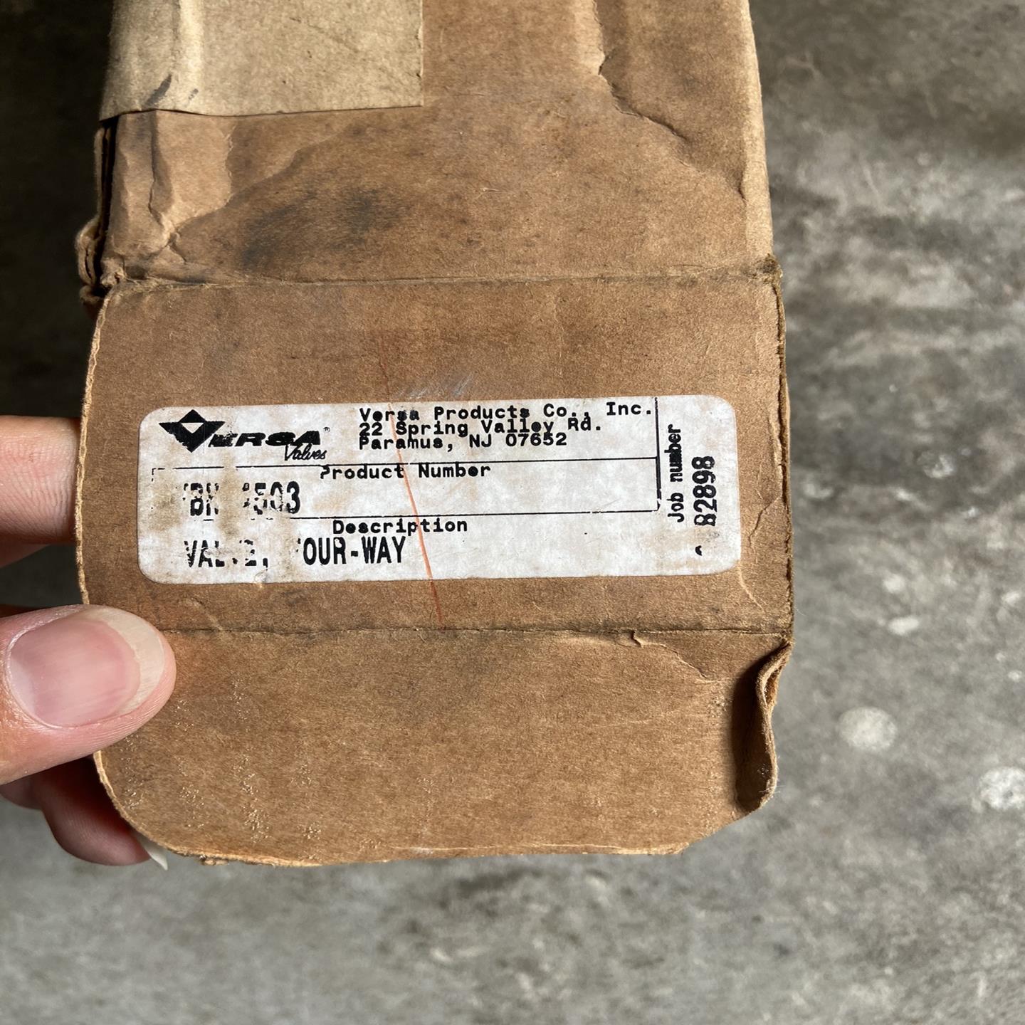 议~VERSA电磁阀VBH-4503、未使用，一