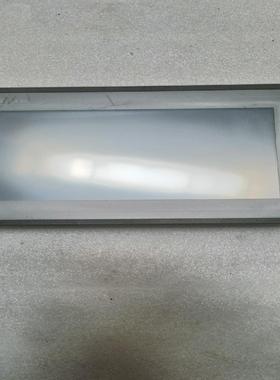 昆仑通态触摸屏TPC1061Tⅰ，实物图，成色漂亮，功能包好（耶耶电