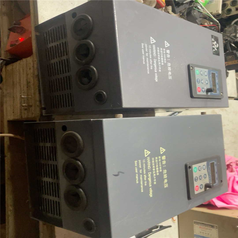 德沃变频器15kw德沃VT80-G15T4B两台 成色漂（憨憨电子）