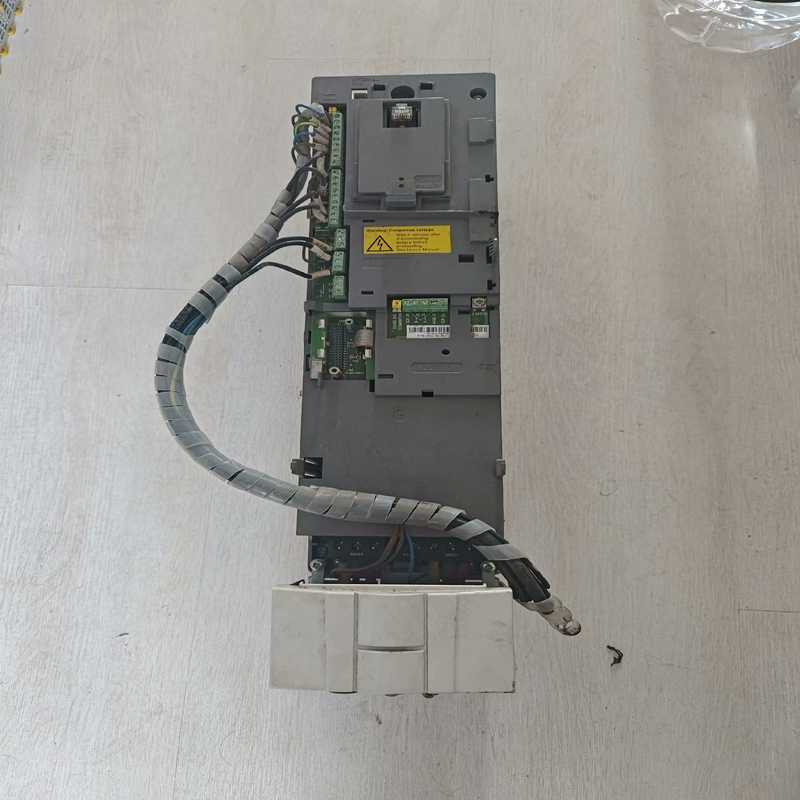 ABB变频器7.5KW，ACS510-01-017A-4（耶耶电子）