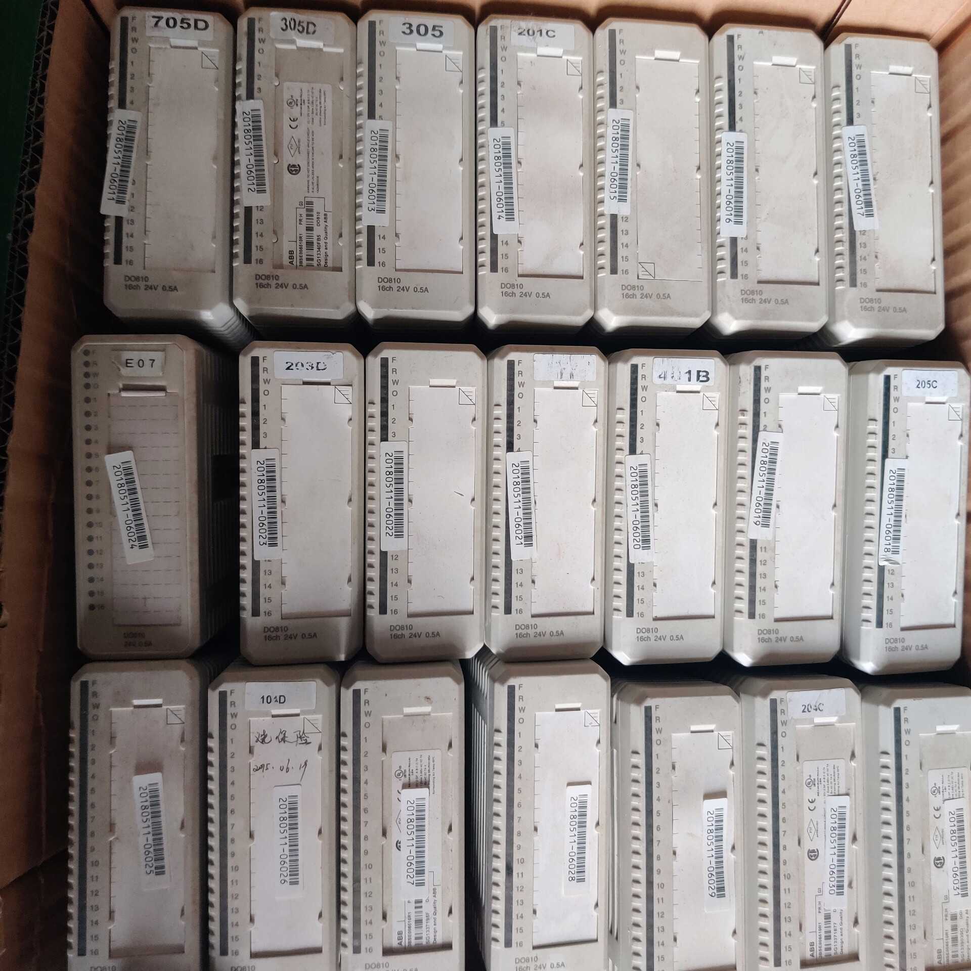 议价ABBDCS800模块DO810新款，成色漂亮