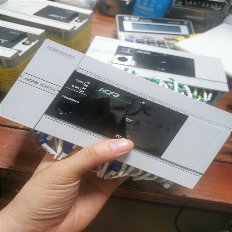 汇川PLC，型号A8P-24X24YT，俩台，质量包(崽崽配件）
