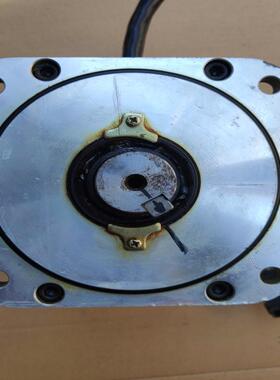 【顺庆】川崎机器人伺服电机，C302G-3DRAE-KJ1。【议价】