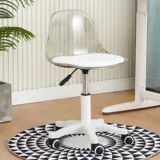 Бар легкий роскошный подъем и вращение современного простого дома на острове.