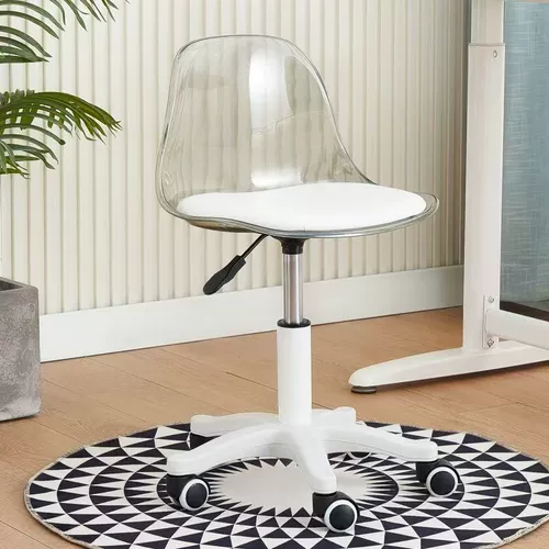 Бар легкий роскошный подъем и вращение современного простого дома на острове.