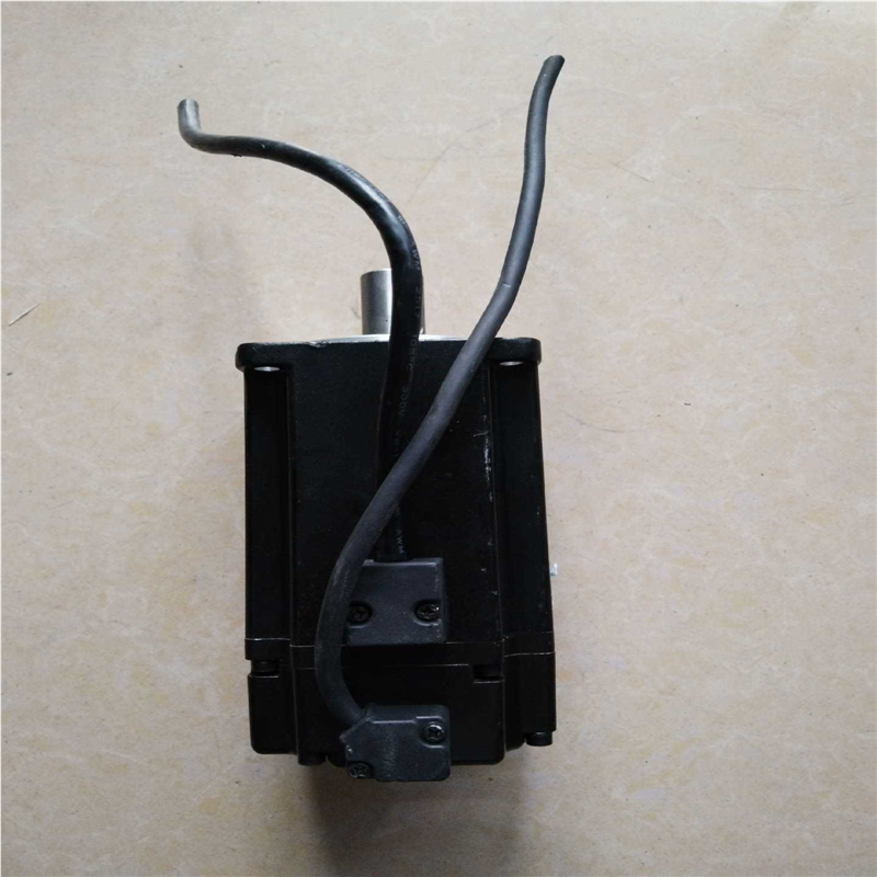 台达伺服电机ECMA-C20807RS  750W  二手拆~议价