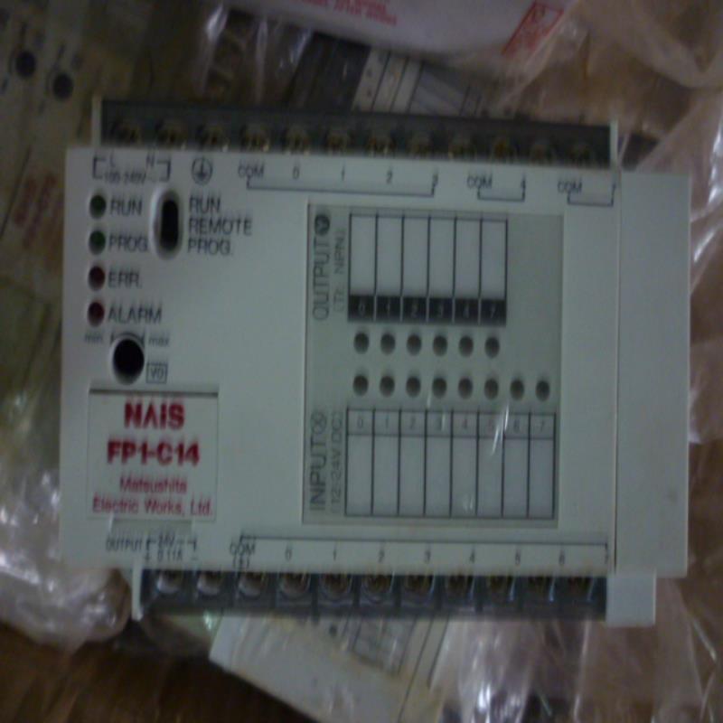 PLC FP1-C14 AFP12347-F晶体管输出220V电源