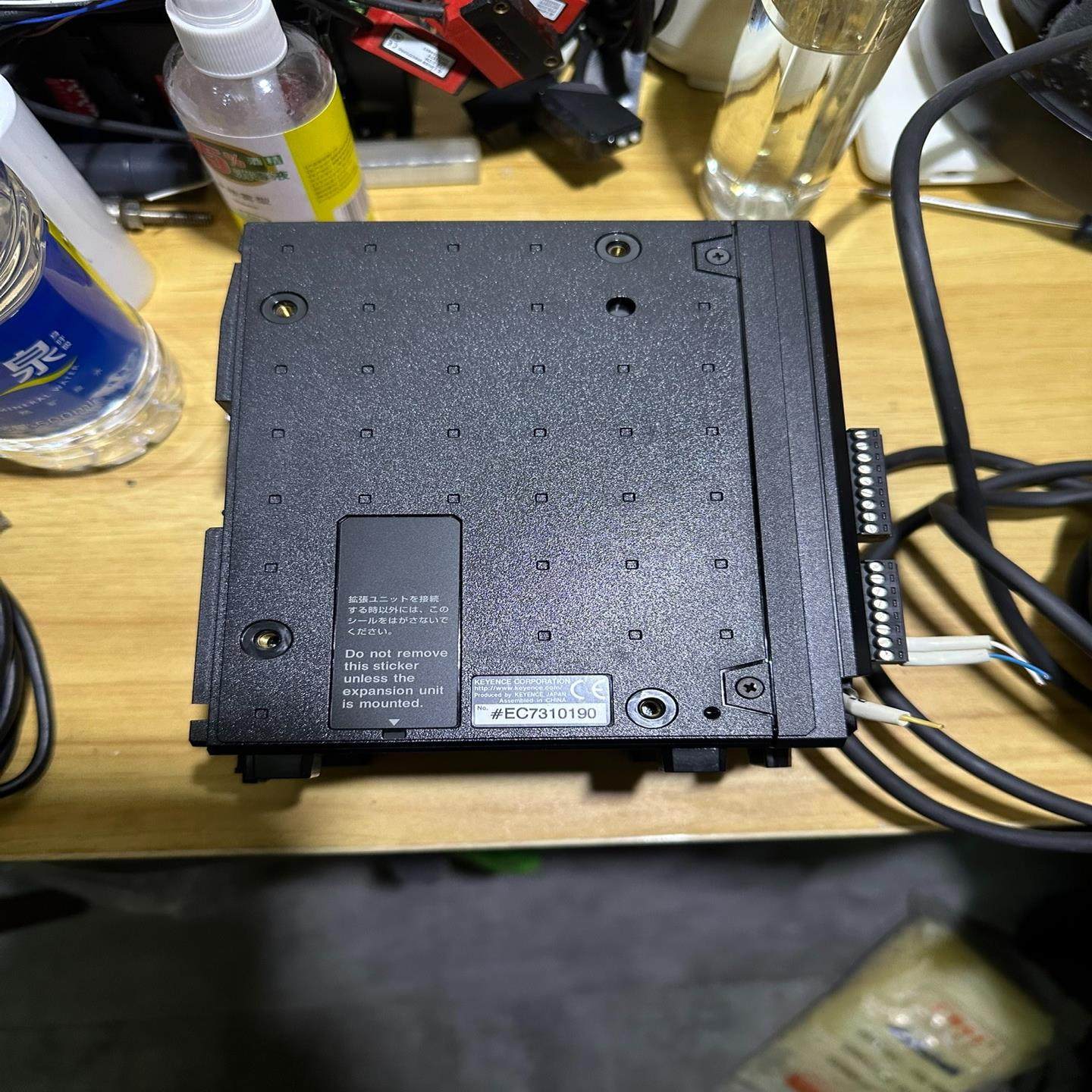 【汇生】基恩士视觉控制器XG-7001成色如图9成新  带5m线缆C【议