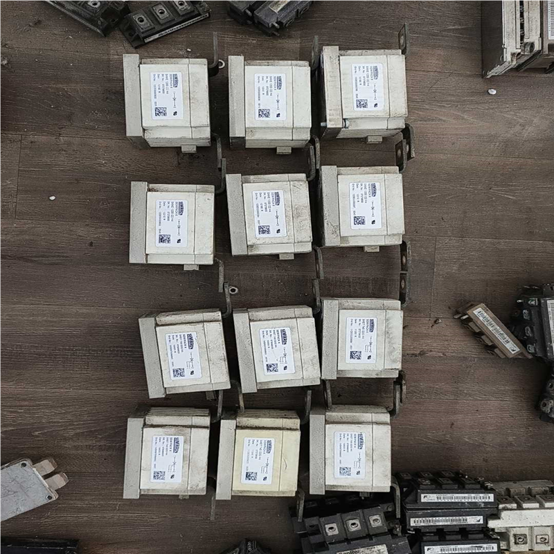 （仔仔配件）SKET740/22GH4，和SKKE1200/22H4，每