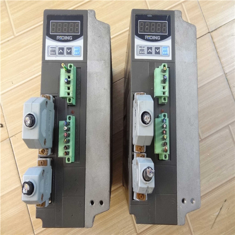 (议价)日鼎伺服DCS3204-VT3A DCS3205-VT 90ST-M024D2D 130ST-M05