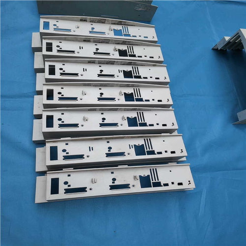 (议价)伦茨外壳E82EV303K4B201伦茨30KW变频器主板外