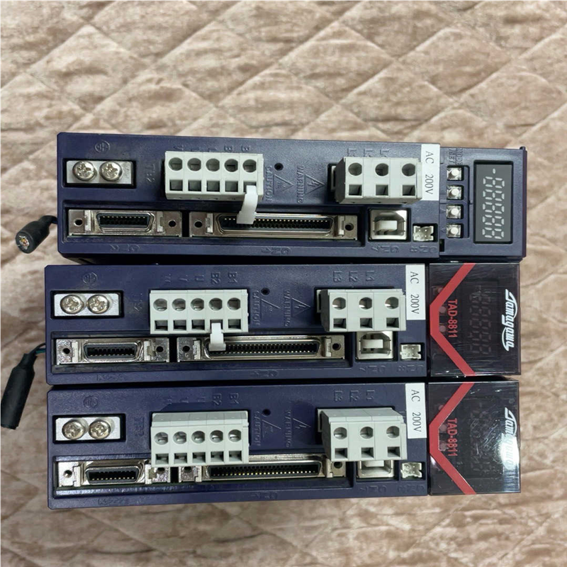 TAD8811 N141 E333多摩川伺服驱动器（夜夜配件）