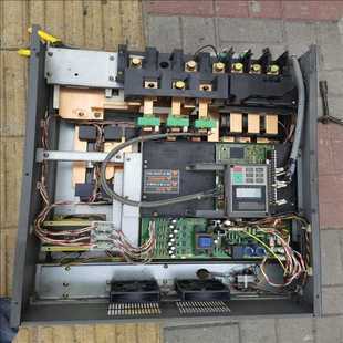 富士132P11变频器 富士132kw 耶耶电子