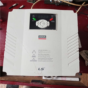 上盖板有裂 议价 Ls变频器sⅤ055ⅰG5A 4成色如图功能
