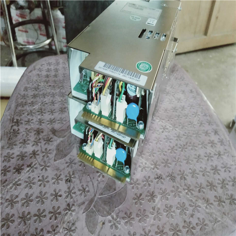新巨工业电源模块。DM1P-2500V  -36--72V~议价