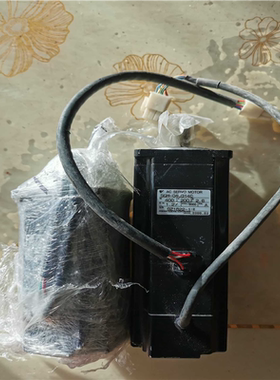 （议价）伺服电机SGM-04U314C，库存电机未使用。