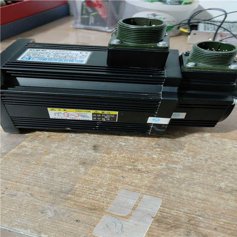 广数交流伺服电机110sJT一M040D   全新库存一台包~议价