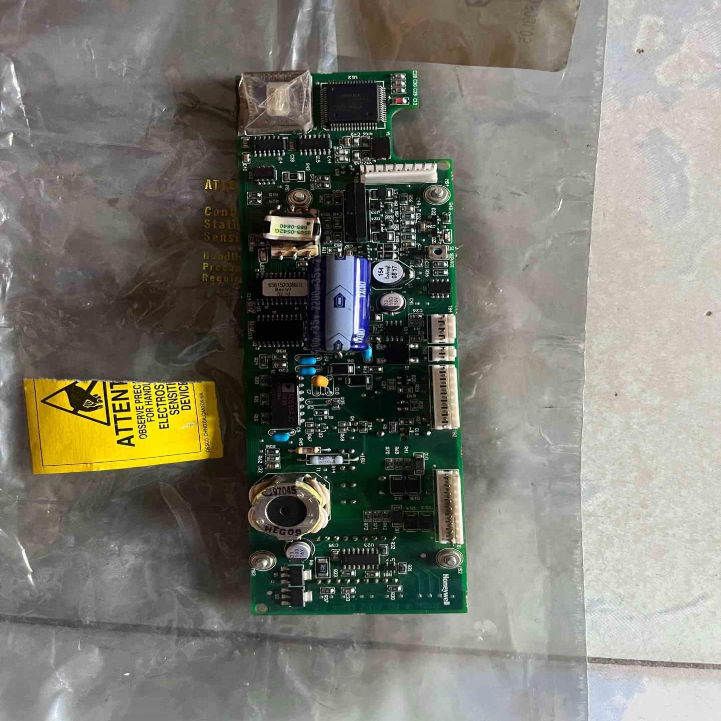 议~板子PCBC FR4M1、E0020218库存无