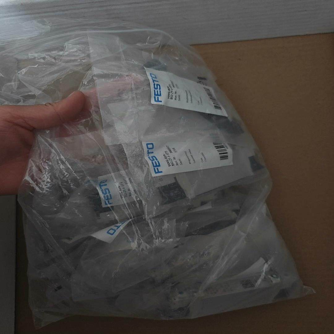 FESTO费斯托电磁阀VUVG-B14-B52-ZT-F-1(崽崽配件）