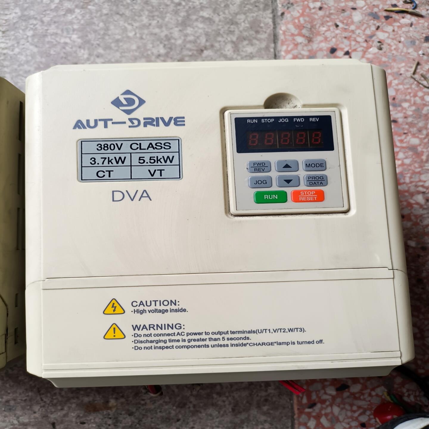 德莱尔变频器，DVA一4T0037G/4T0055P。3（憨憨电子）