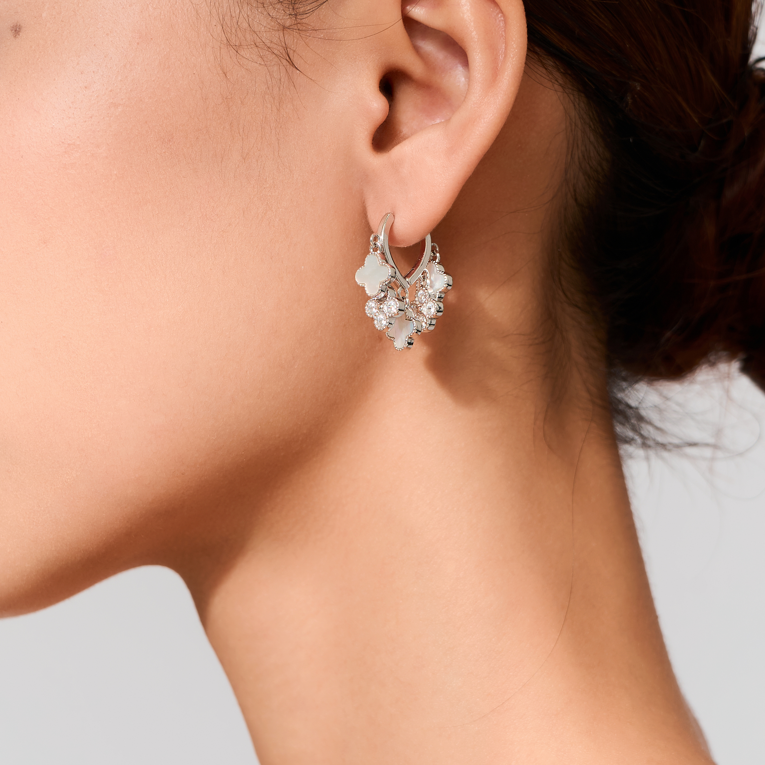 一川月白原创设计四叶草流苏耳环