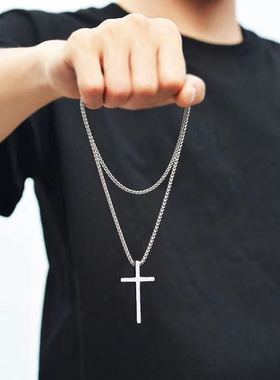 钛钢十字架项链男款小众高级感装饰长款吊坠配饰潮流嘻哈风毛衣链