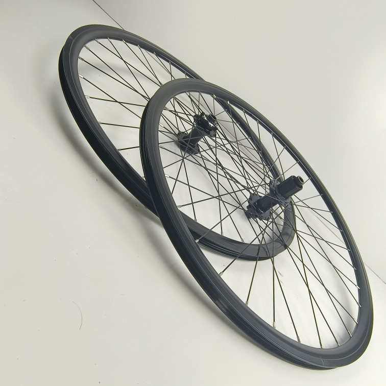 慧羽-手工轮组700c碟刹公路 前12X100 后120响桶轴12X142六爪三齿,自行车/骑行装备/零配件,自行车轮组,淘宝优惠券,粉丝福利购,淘宝优惠卷