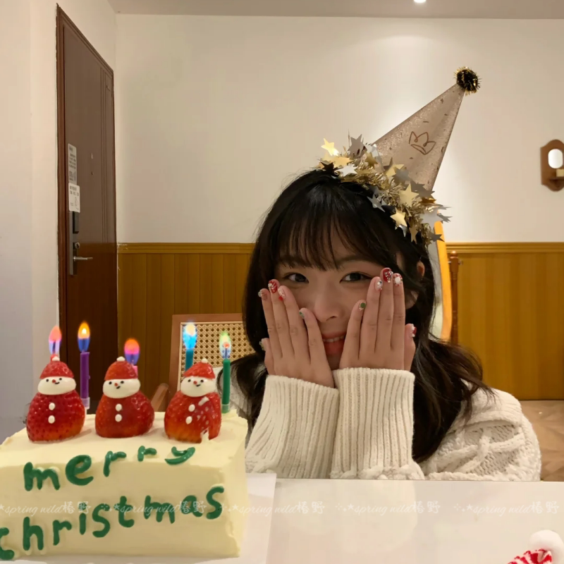 氛围感少女闪金星星流苏生日帽图片