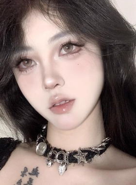 朋克复古黑色毛绒爱心项圈