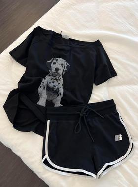 Sin Glee 黑色慵懒感斑点小狗露肩短袖睡衣女夏季休闲短裤家居服