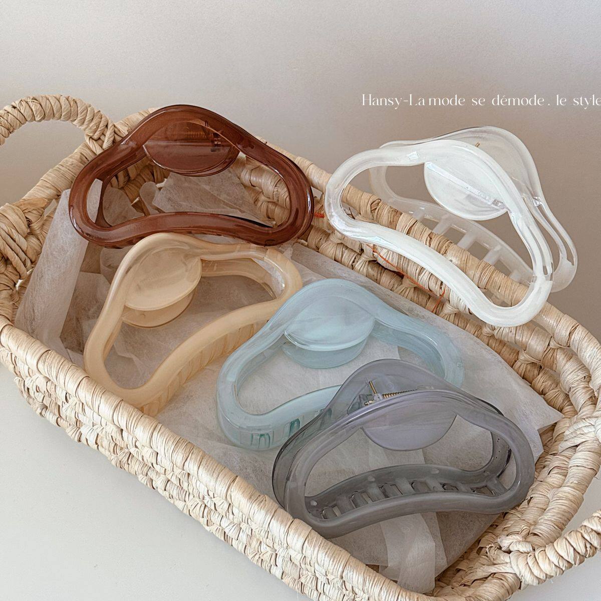 果冻色元宝大号镂空高级感发夹后脑勺抓夹鲨鱼夹夹子头饰简约新款