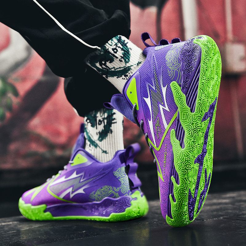 詹姆斯实战青少年训练透气球鞋